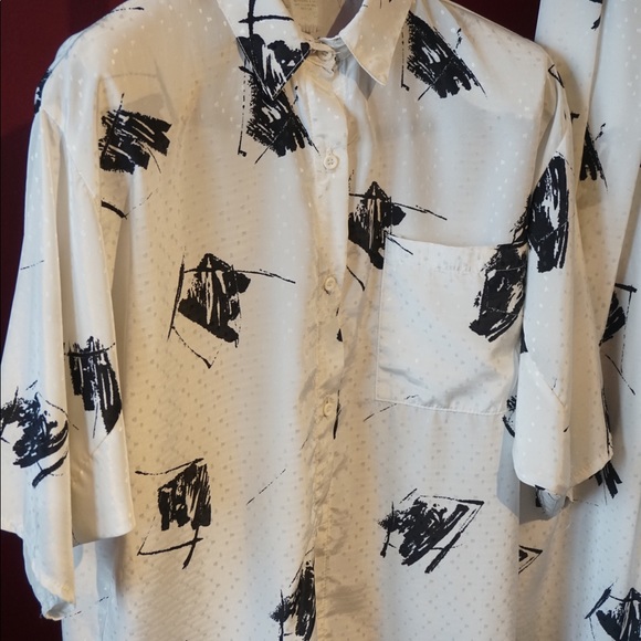 Women’s Summer Suit - Picture 3 of 7